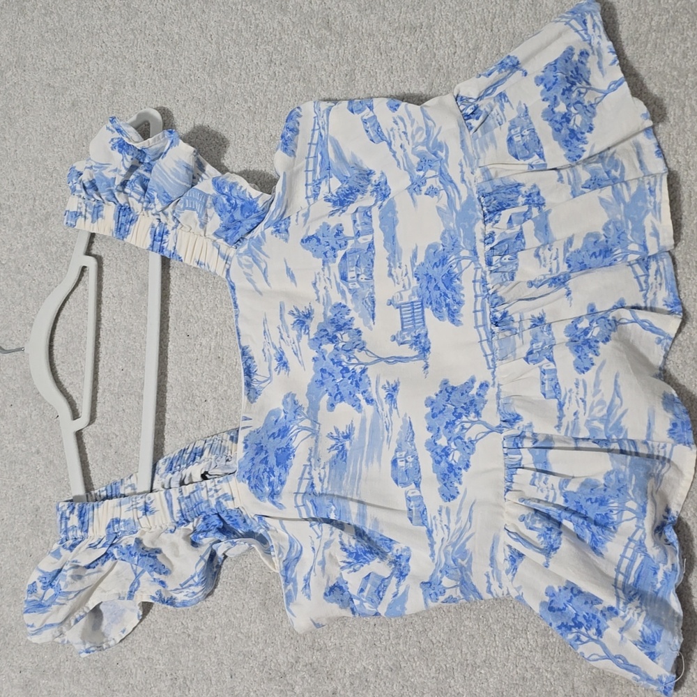 X LARGE Peplim Ruffle Tank